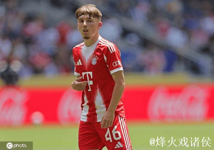 卡尔破门刷新五项最年轻纪录,拜仁2比2战平美因茨 卡尔破门刷新五项最年轻纪录,拜仁2比2战平美因茨